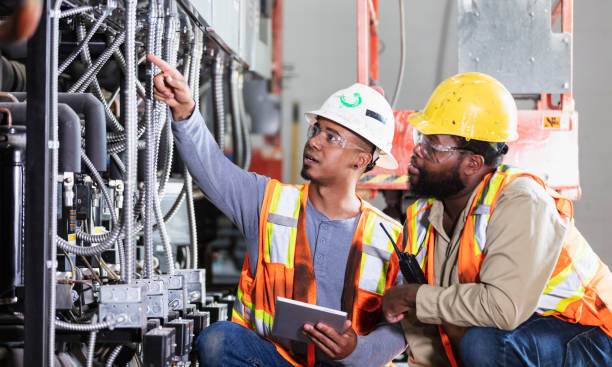 Best Affordable Electrician  in Bonifay, FL